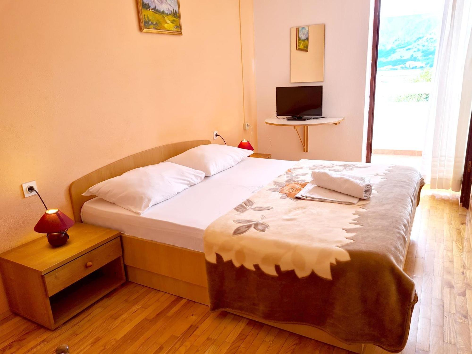 Mirjana F Apartaments Baska  Luaran gambar