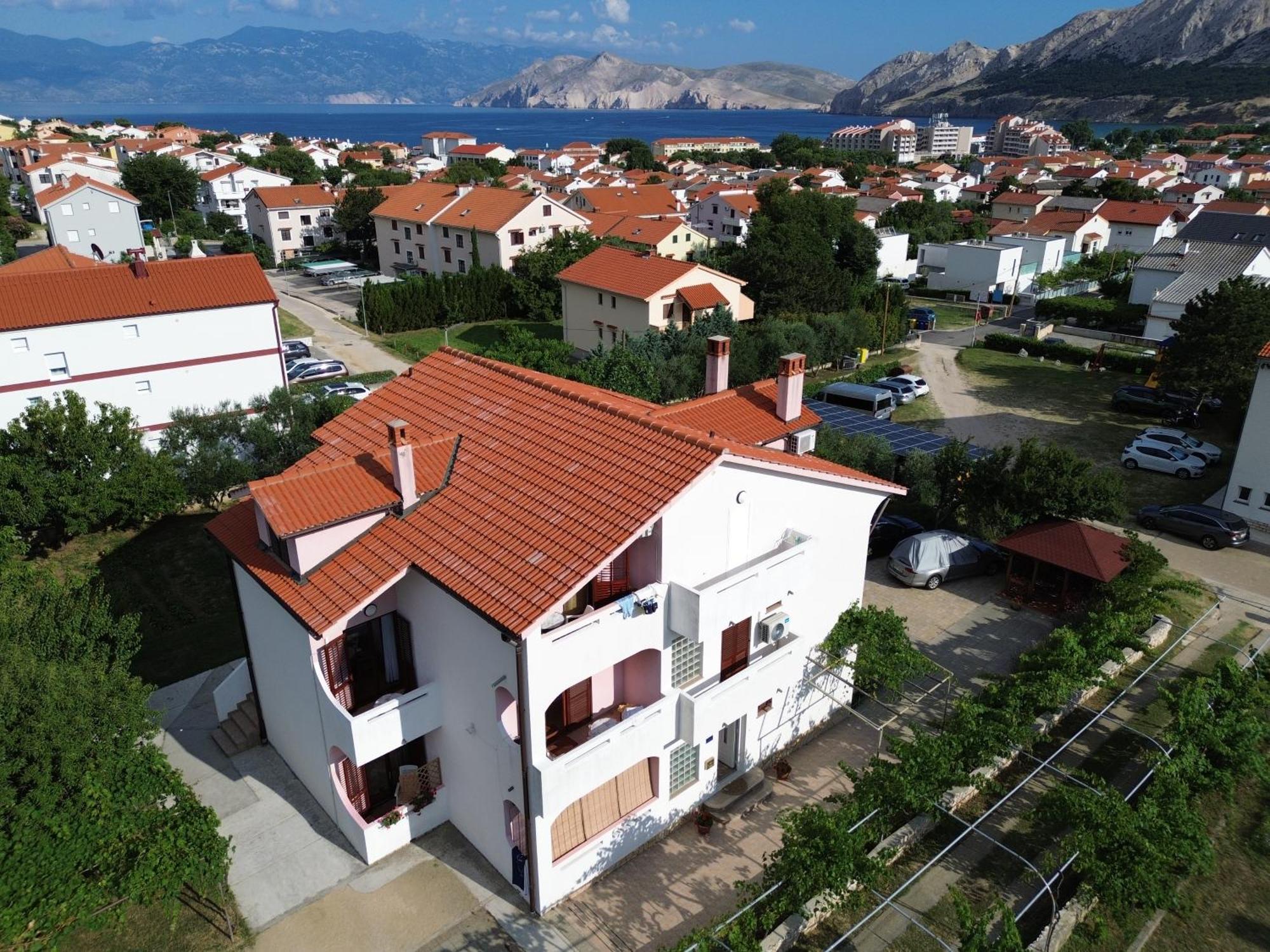 Mirjana F Apartaments Baska  Luaran gambar