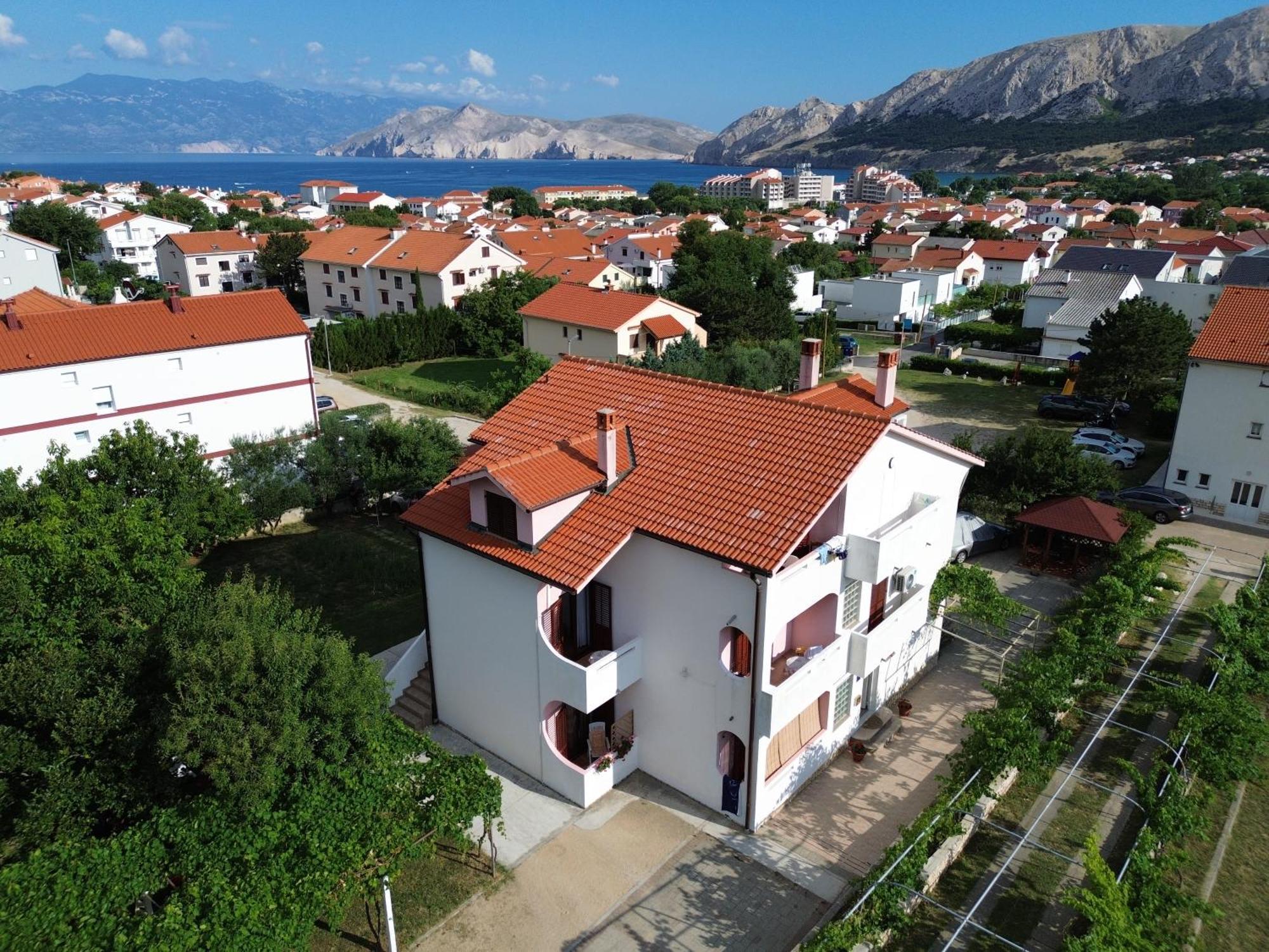 Mirjana F Apartaments Baska  Luaran gambar